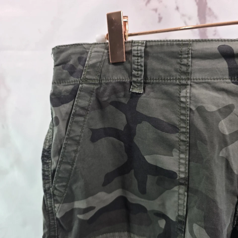 Anthropologie Shorts Womens 27 Camo High Rise Cuffed Sanctuary Military Army - Image 2 of 4