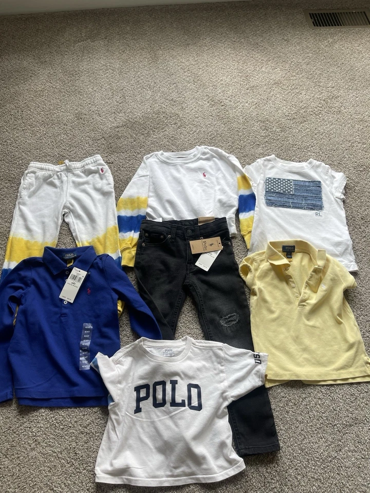Pantalones de mezclilla ajustados Ralph Lauren para bebé niño talla 4/4t, traje para sudar, 2 camisas polo para niños pequeños. Foto 2 de 4