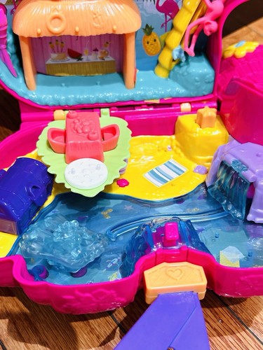 Polly Pocket Pink Flamingo Party Playset Purse Carry Case Some Accessories - Picture 5 of 8
