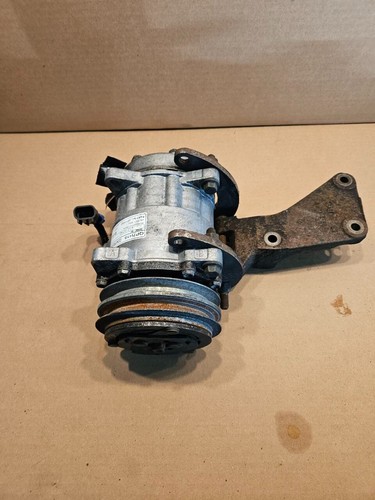 2012 KENWORTH T800 A/C AIR CONDITIONING COMPRESSOR QP7H15 OEM
