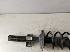 2Q0413031AA stoßdämpfer vorne rechts für SEAT ARONA FR