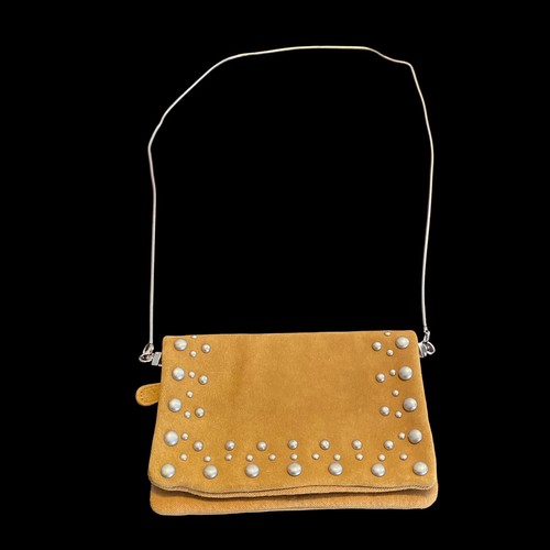 BANDOLERA FREE PEOPLE KINGSTON TACHONADA DE GAMUZA - Imagen 2 de 15