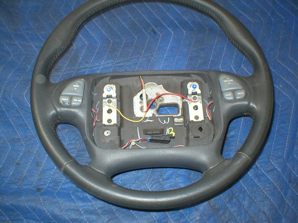 Firebird TA 1993-97 volante cuero gris + radio mandos GM 94 95 96 97 Foto 2 de 4