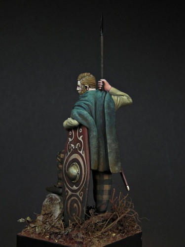 SK Miniatures Guerrero Germánico Teutoberg 75 mm Kit de resina sin pintar Mike Blank - Imagen 6 de 8
