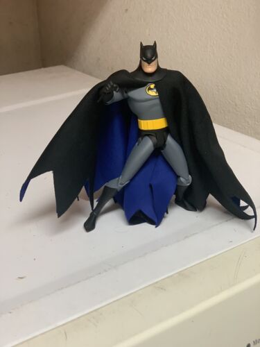 Custom Batman Animated CAPE ONLY 1/12 DC Collectibles Mcfarlane Not Figure - Picture 3 of 7