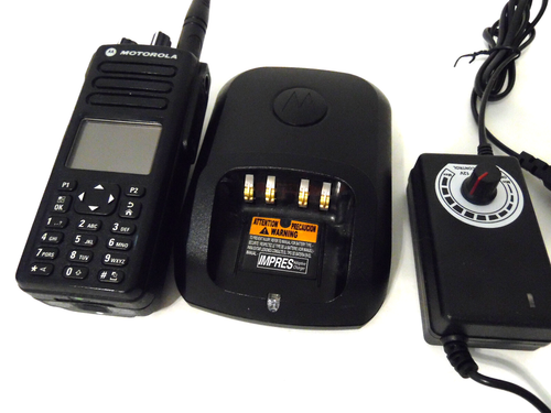Motorola XPR7550 AAH56RDN9KA1AN UHF - Photo 2/14