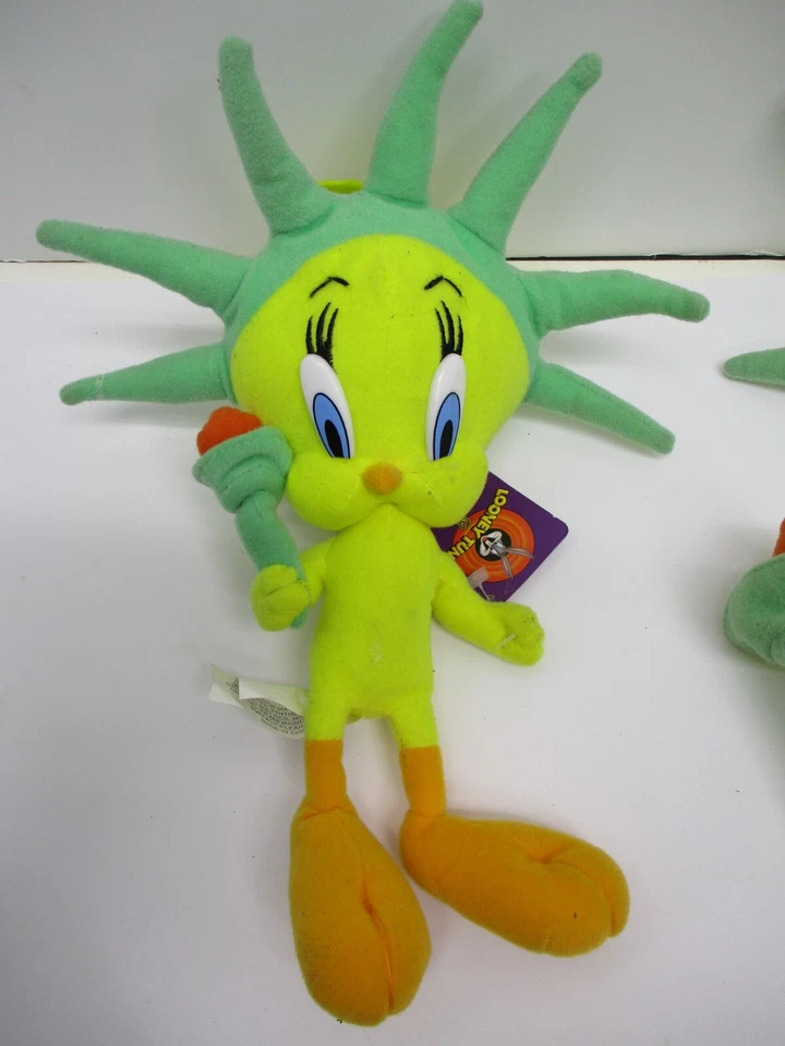 2 12/16" Piolín Pájaros Peluche Muñeca Estatua Libertad NANCO 2003 Looney Tunes Foto 4 de 4