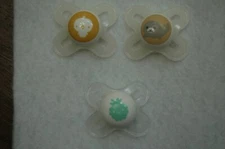 Magnetic Pacifier For Reborn Doll - Pineapple, Chick or Seal