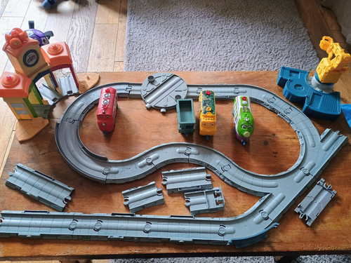 Chuggington Interactive Train Set Buildings 20 Pieces Of Track, trains