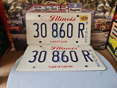 Vintage Illinois 2009 License Plate Set Man Cave Collector Wall Decor - Picture 4 of 9