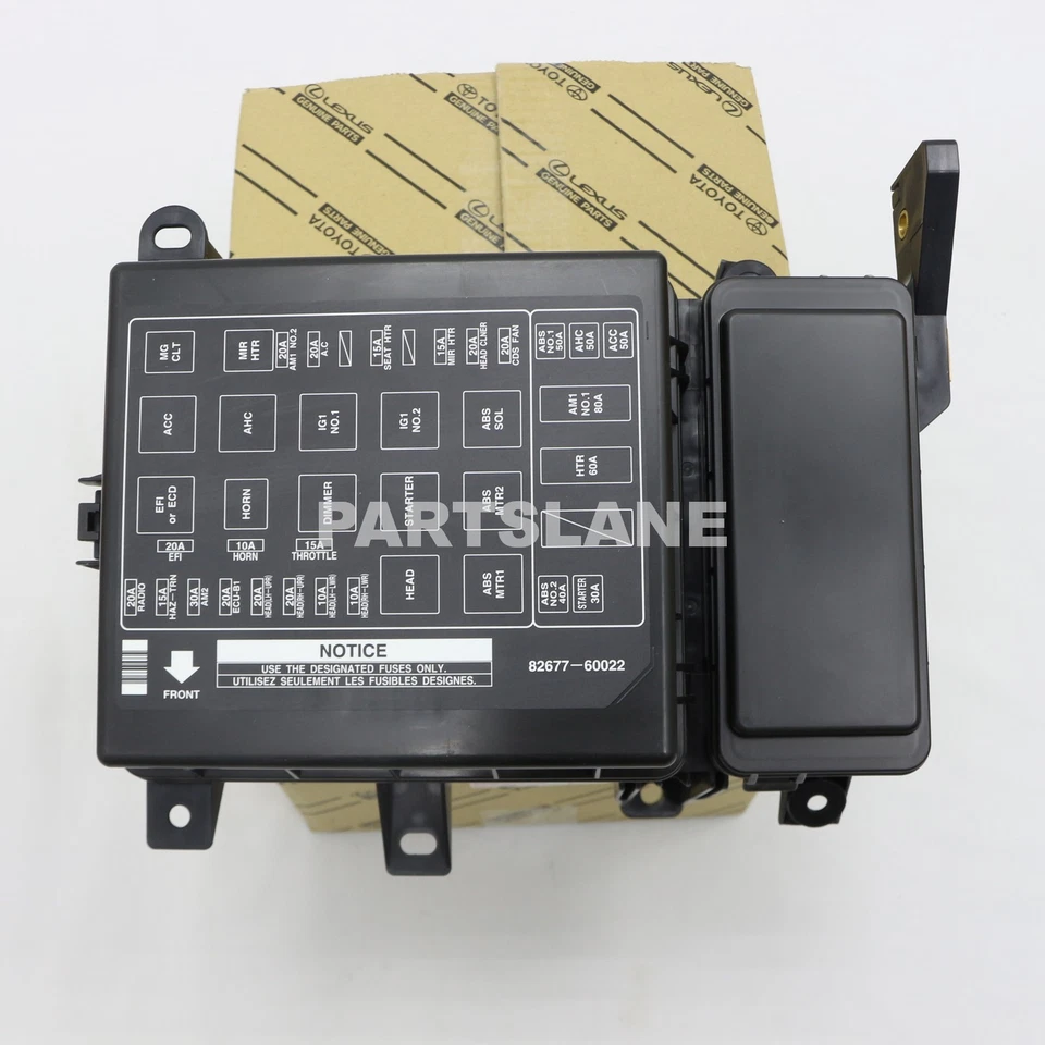 Bloque de conexiones de sala de motores OEM 82720-60023 Toyota Land Cruiser Lexus LX470 Foto 2 de 4