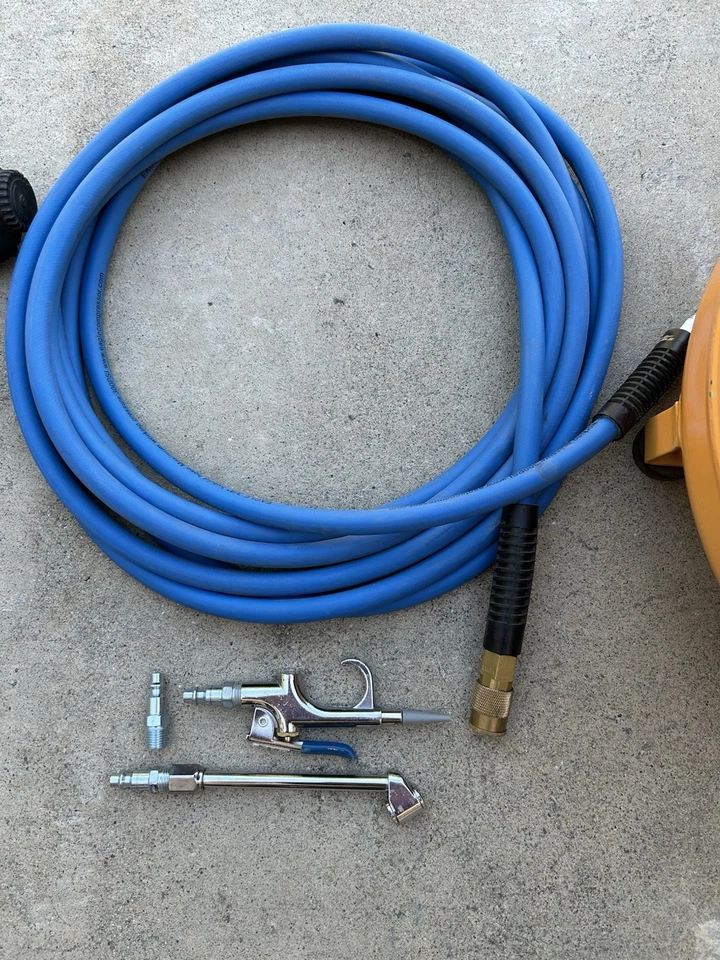 Compresor de aire portátil Bostitch BTFP2011 Foto 2 de 4