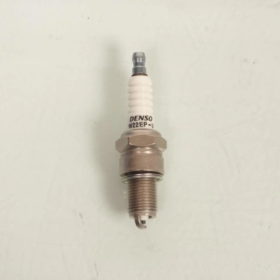 Bougie d'allumage Denso pour Moto BMW 600 R 100 RS 1976 à 1986 - Photo 2/4