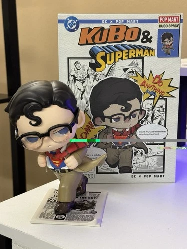 POP MART KUBO & SUPERMAN (LIMITED EDITION)
