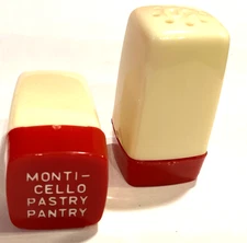 RETRO ADVERTISING SALT & PEPPER SHAKERS MONTICELLO PASTRY PANTRY PLASTIC