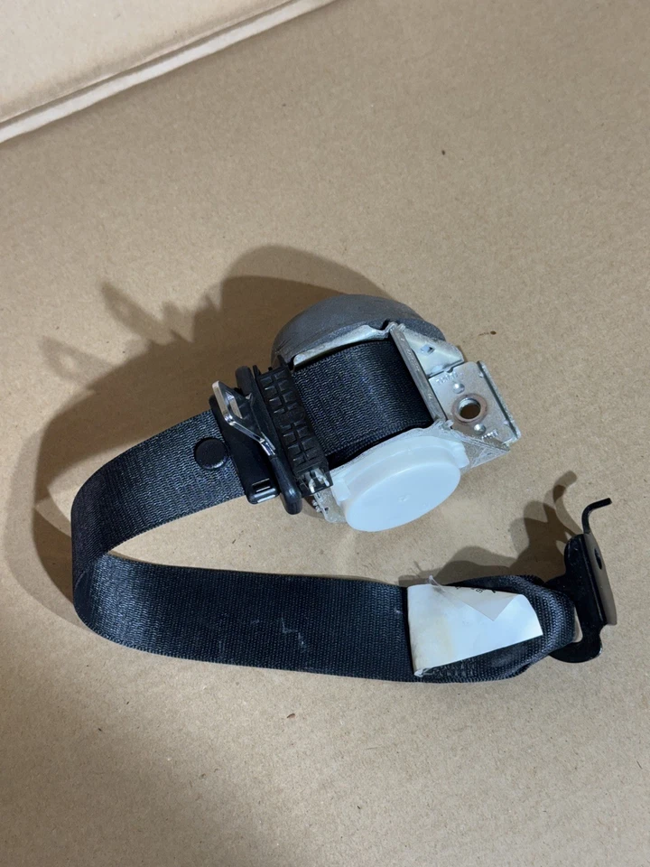 11-17 BMW X3 F25 TRASERO IZQUIERDO LADO CONDUCTOR CINTURÓN SEGURIDAD RETRACTOR OEM Foto 2 de 3