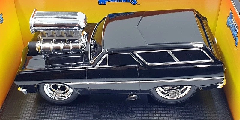 Muscle Machines 1/18 Scale Model 71165 - 1965 Chevrolet Chevelle Wagon - Black - Image 4 of 4