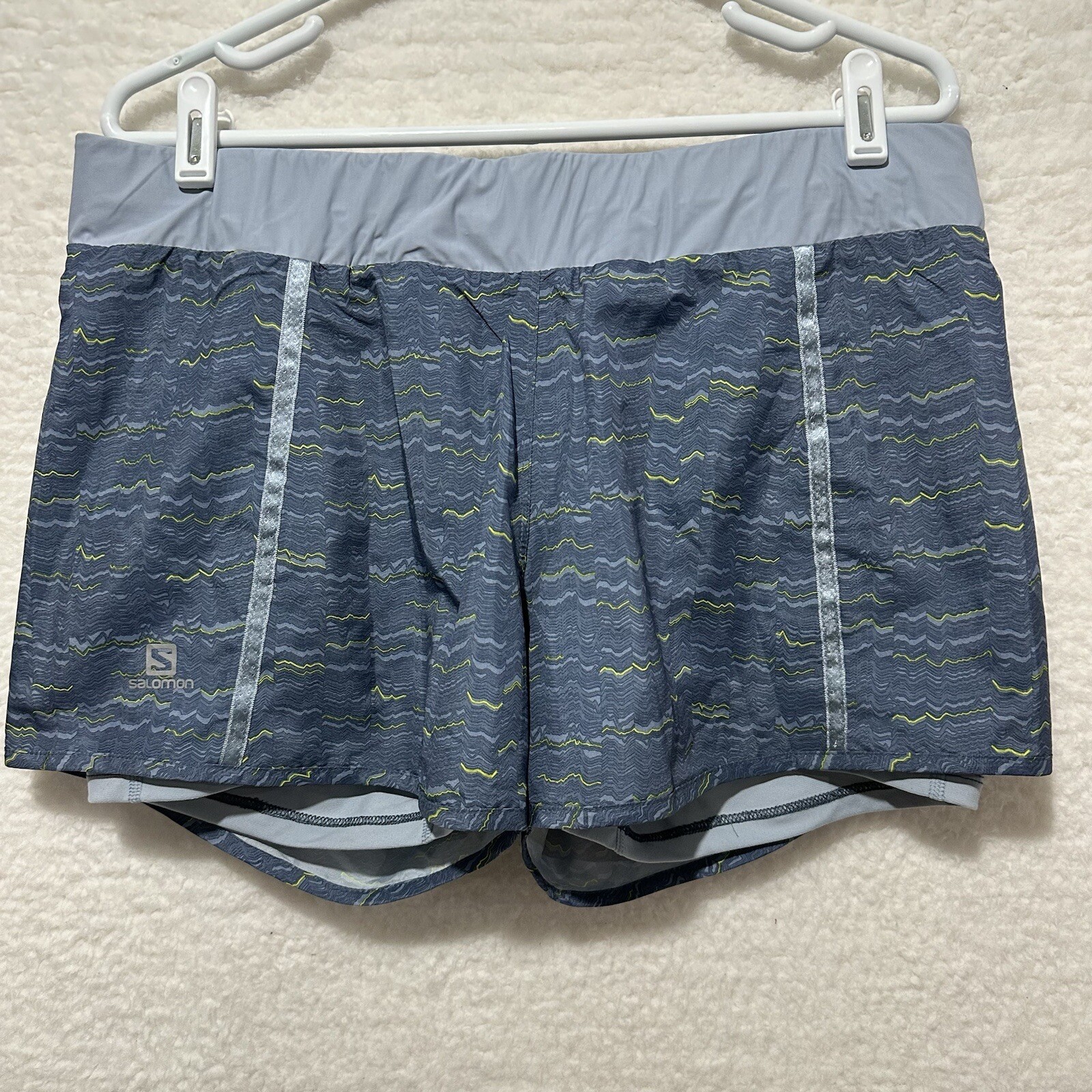 Pantaloncini sportivi Salomon Advanced Skin Active Dry da donna multicolore astratti taglia L