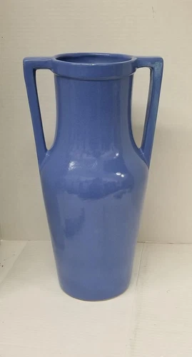 Vintage 1926-1929 Red Wing Periwinkle 15" Double Handle Vase Shelf G3