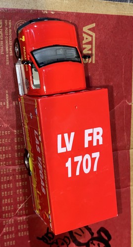 Kitbash 1 Of 1 Chevy G3500 Las Vegas Fire Department Rescue Paramedic Ambulance - Picture 17 of 24