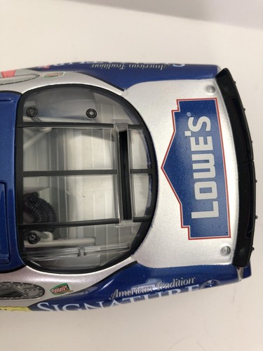 2003 Jimmie Johnson Lowes/ Sponge Bob Chevy Monte Carlo Diecast Car Bank. A-5 - Picture 4 of 10