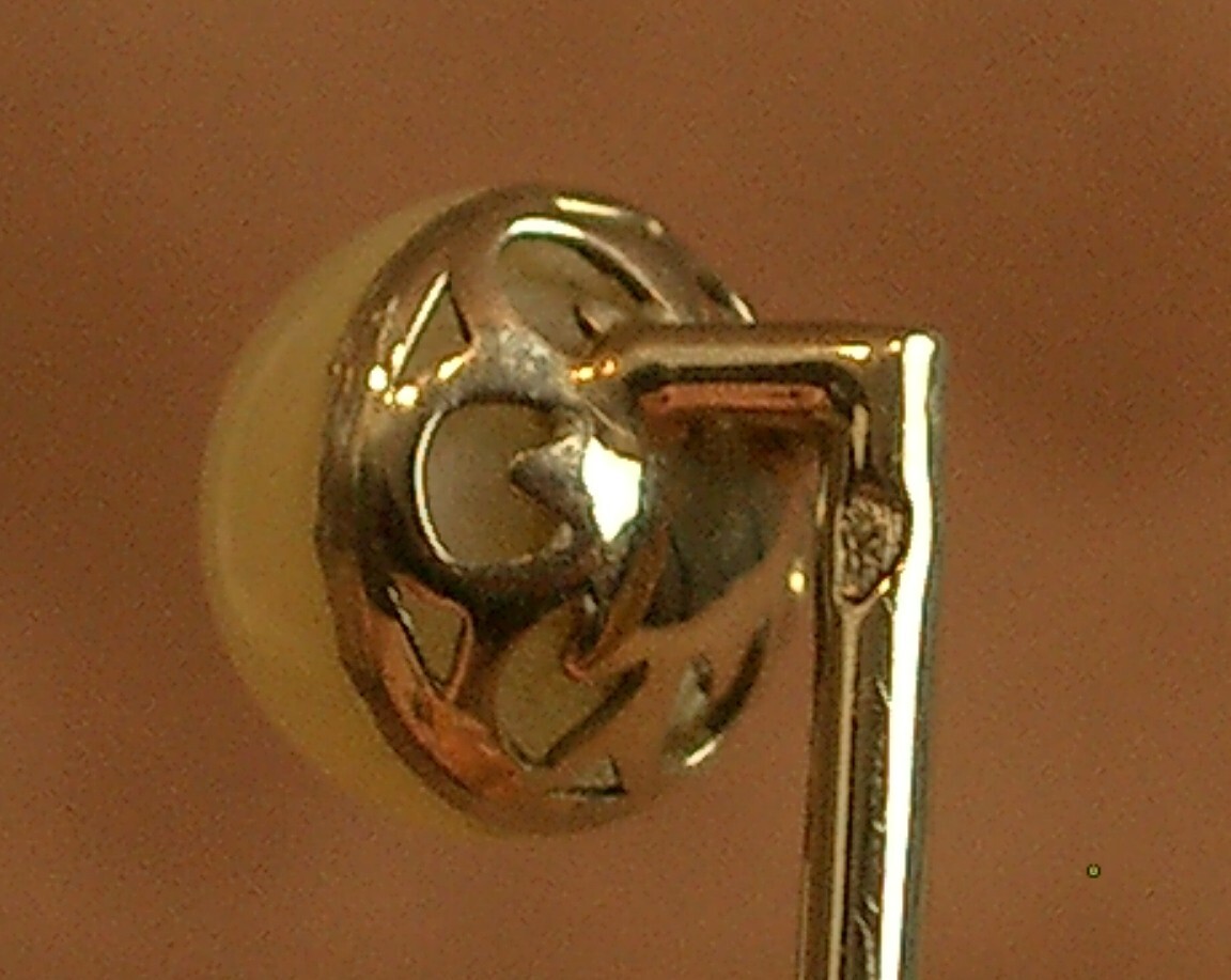Broche Ancienne (épingle De Col) En Or 18K Blanc - Sertie D'une Demi-perle Naturelle Fine - Magnifique - Occasion