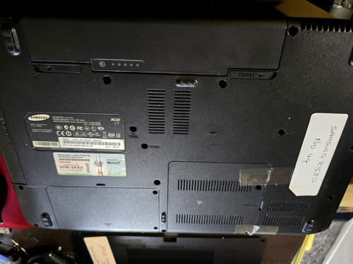 Samsung R530 6 Gb RAM 500 Gb hard drive good condition Dual core CPU buy today - Picture 2 of 24