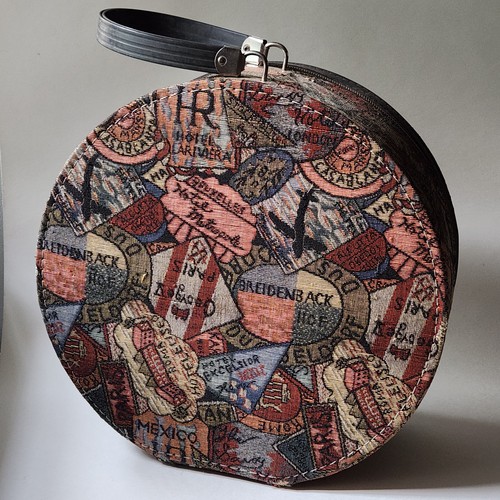 Vintage Munro Zip-O-Niter. Carry-All. Runde Gobelin Reisetasche Koffer - Bild 2 von 15