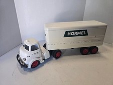 1954 Wyandotte Hormel Semi Truck Trailer Pressed Steel Toy White Red