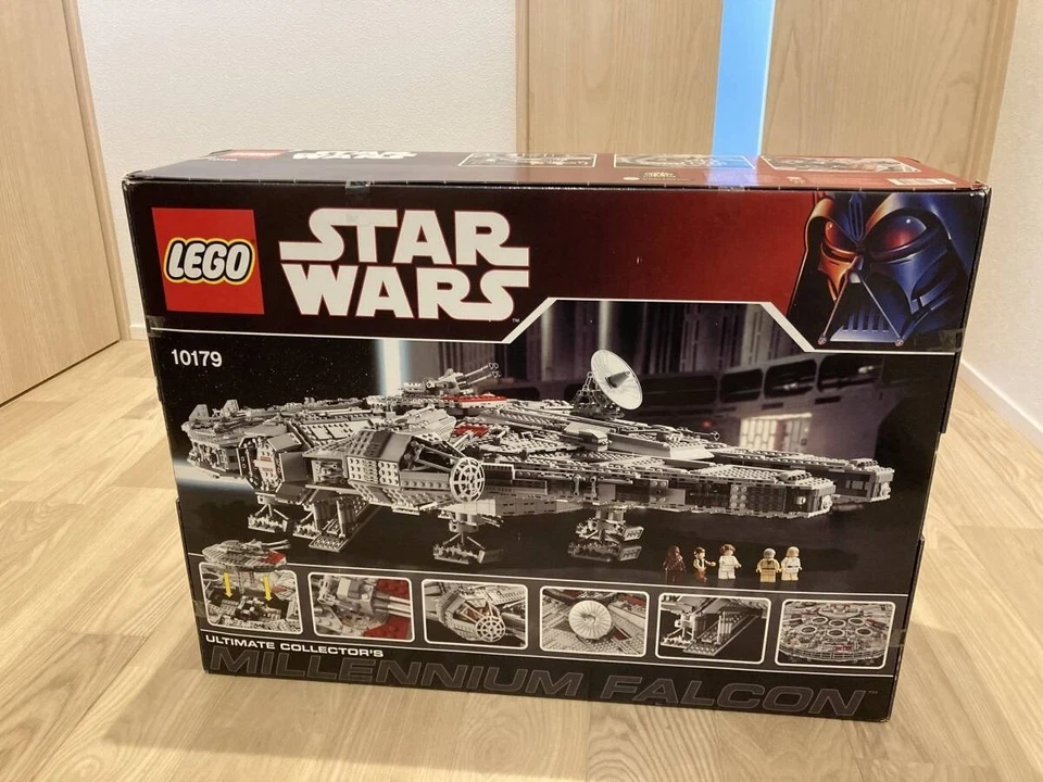 LEGO Star Wars Ultimate Collector Series Millennium Falcon 10179 In 2007 New - Image 2 of 4