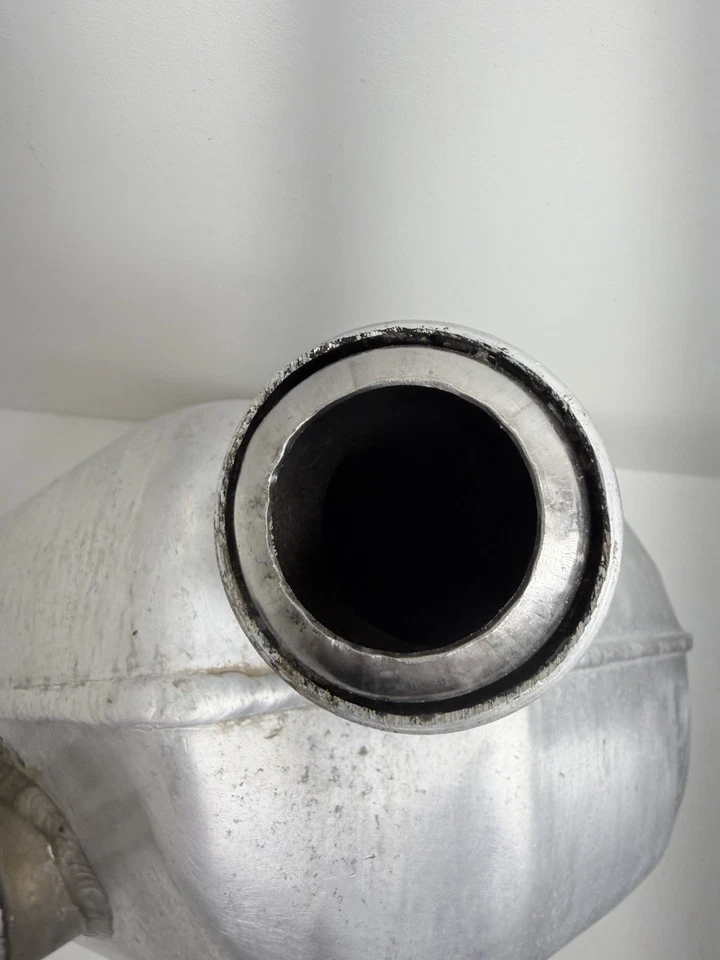 Yamaha Wave Blaster 1993-1996 1 caja de agua tubo de escape de fábrica aluminio 701 uno Foto 3 de 4