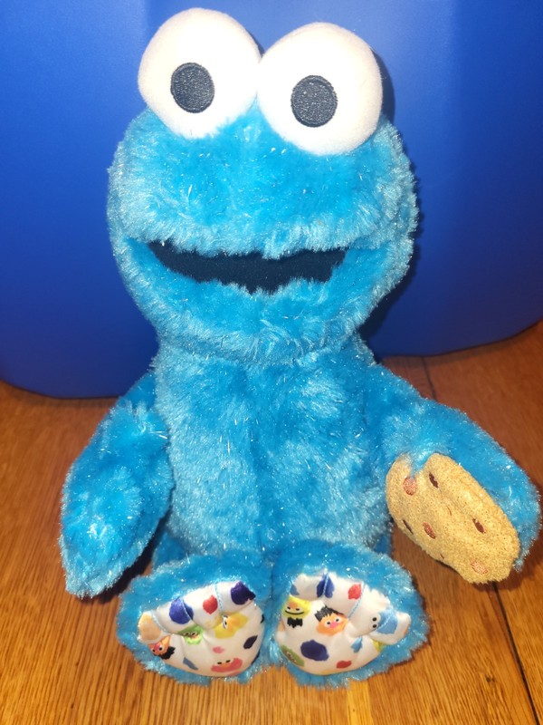 Macy's Exclusive, Isaac Mizrahi Loves Sesame Street, Cookie Monster Plush