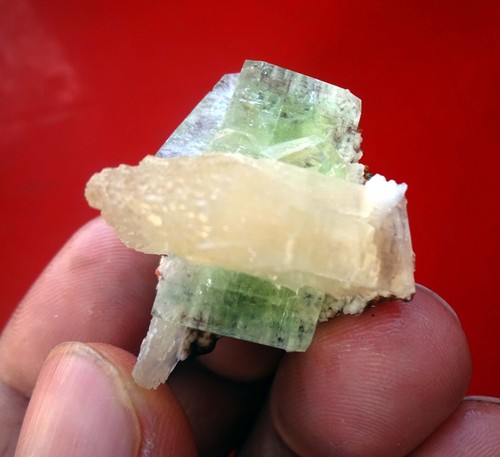 Stilbite On Apophyllite Matrix Minerals - Picture 2 of 8