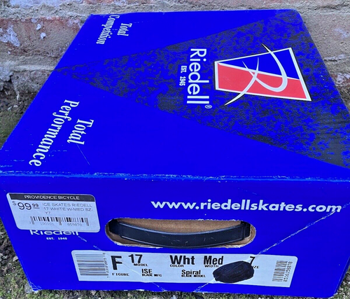 Riedell Ice Skates Figure Skates Model 17 Blade Model Spiral White Med Size 7 - Picture 2 of 2