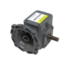 NEW BOSTON GEAR F710-40-B4-J GEAR REDUCER 40:1 F71040B4J