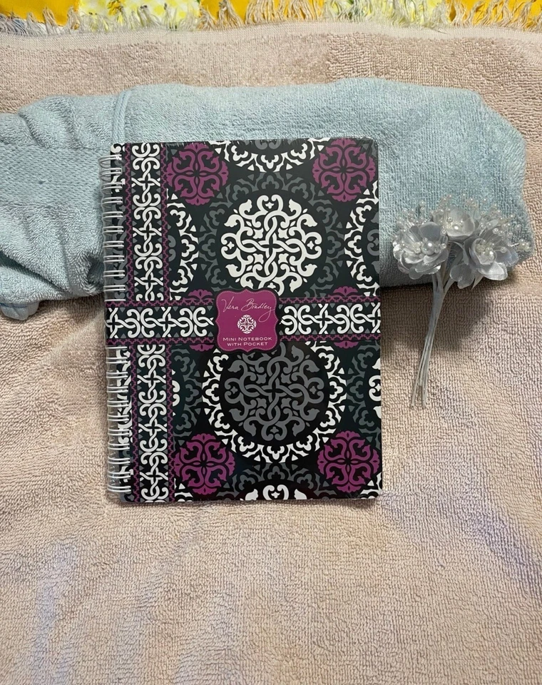 Mini Notebook Vera Bradley Canterberry Magenta Nuevo con Etiquetas Foto 2 de 4