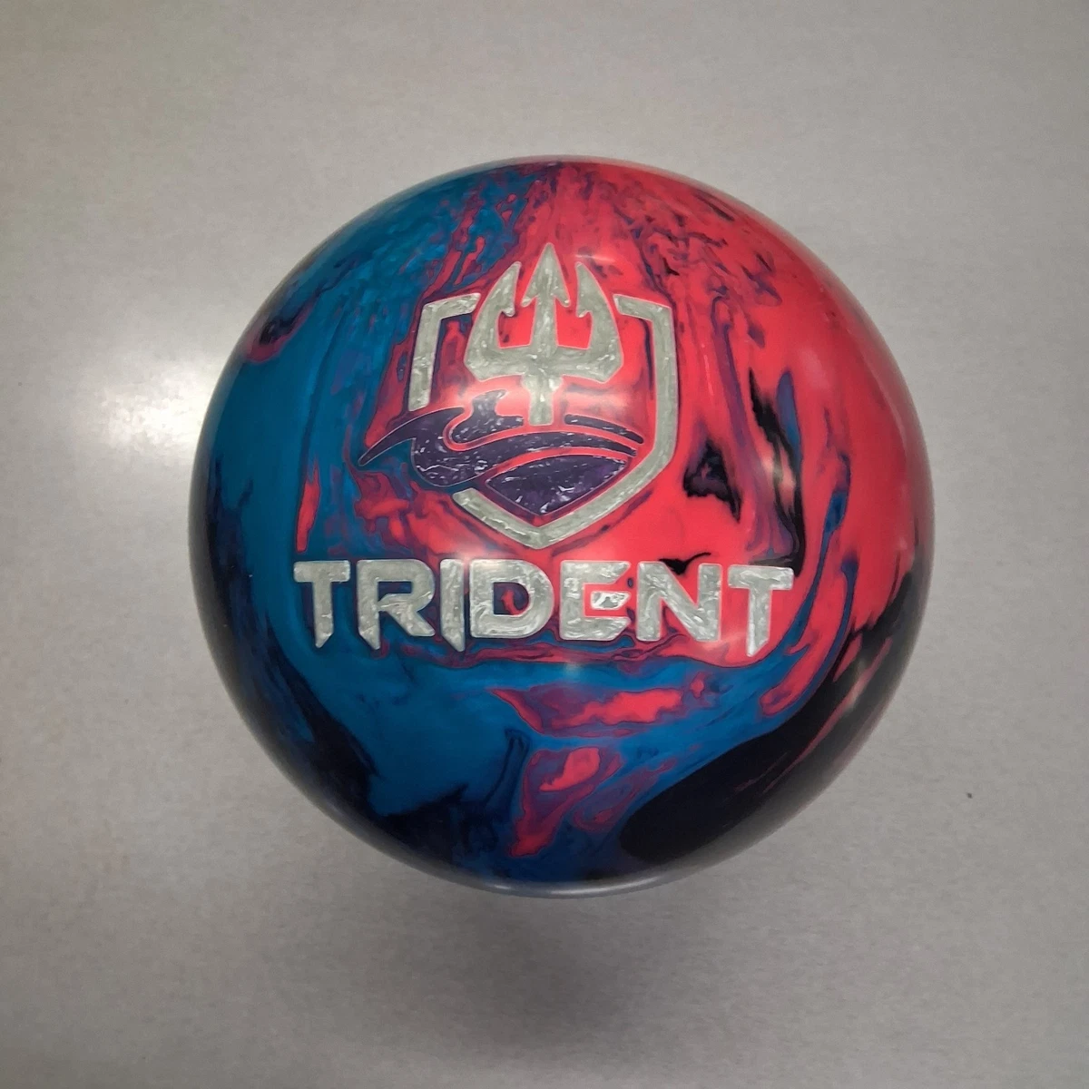 MOTIV Hybrid Reactive Bowling Balls for sale | eBay