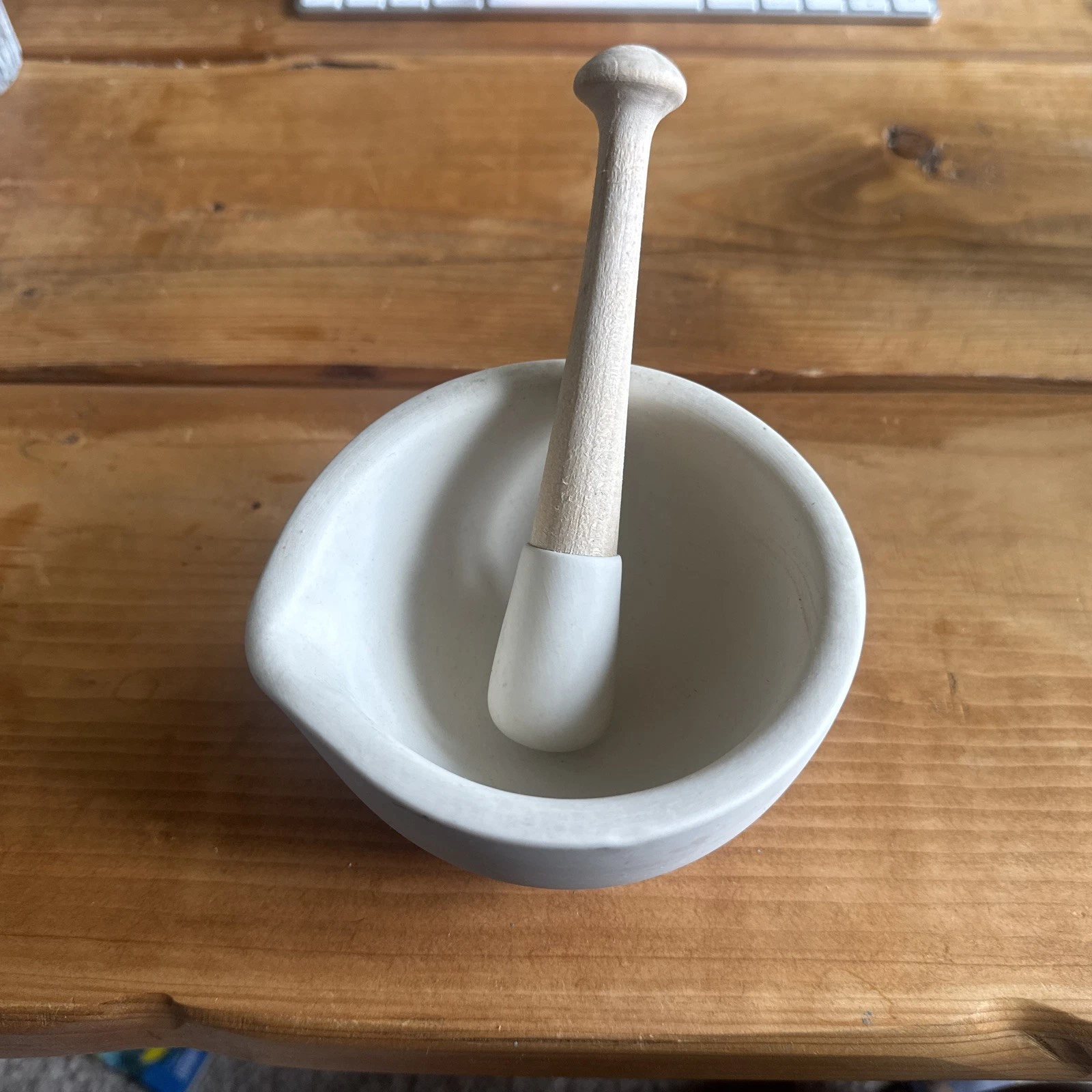 Milton Brook Mortar and Pestle, Size 1, 11.2cm Diameter
Opens in a new window or tab