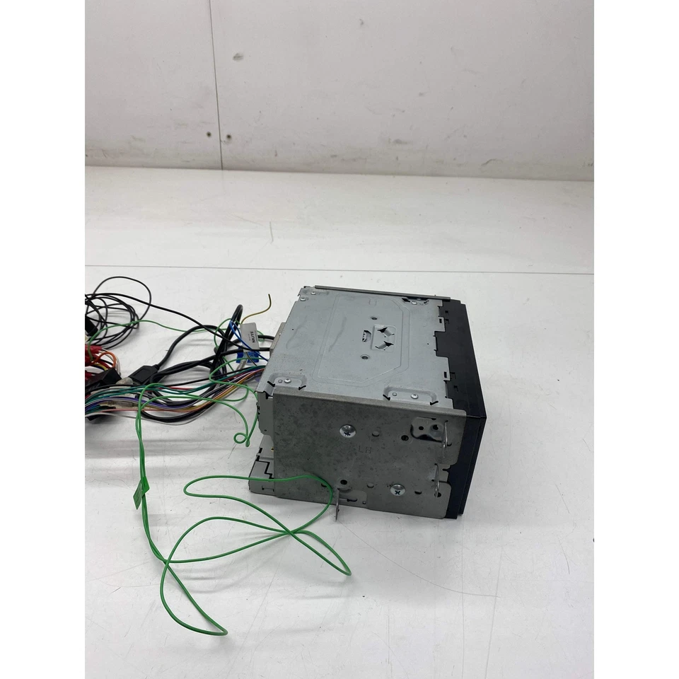 Subaru Impreza Pioneer stereo cd player AVHZ3100DAB WRX STI 2003 - Image 2 of 4