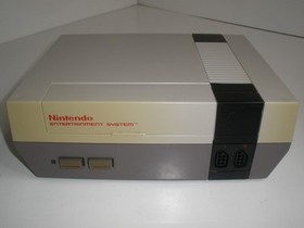 Nintendo NES Console NES-001 w/Controller Power Supply Adaptor Tested