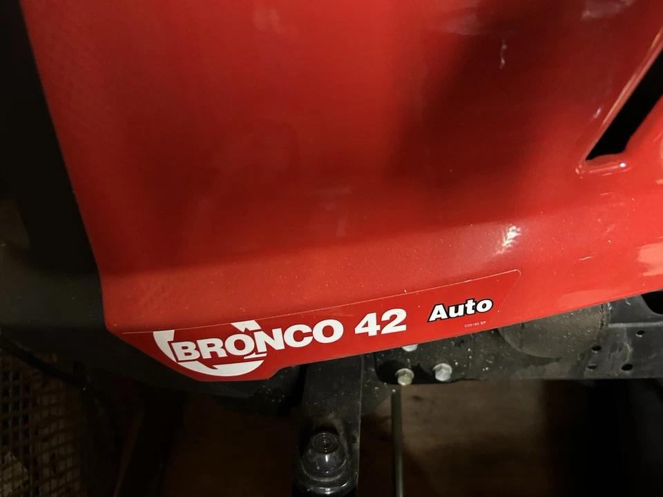 TroyBilt Riding Lawn Mower -- parts - Image 4 of 4