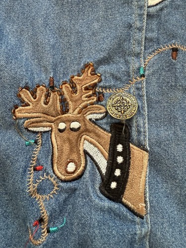 Liz & Me Denim Shirt Womens 3X Cotton Christmas reindeer Snowflakes READ - Picture 4 of 9