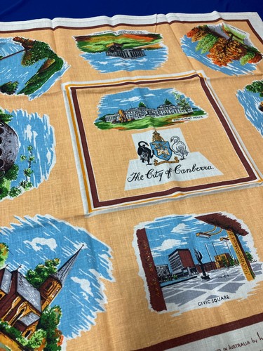 Vintage The City Of Canberra Tablecloth Architecture Monuments NOS 1970s 80cm - Picture 5 of 6