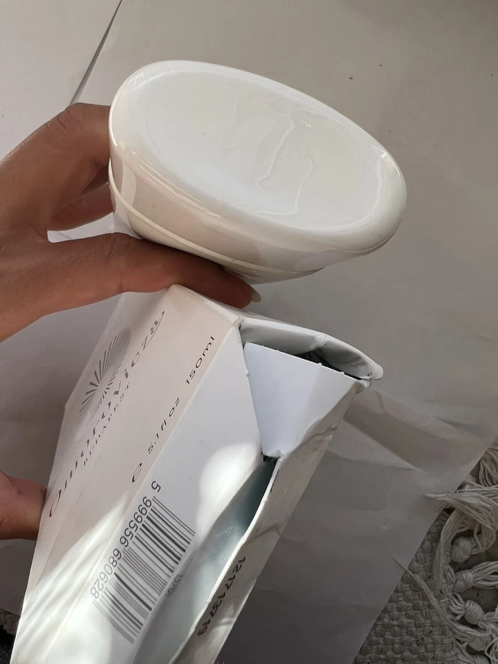 Espuma limpiadora OMOROVICZA 150 ml. Limpiador facial tamaño completo nuevo en caja (badbox) Foto 3 de 4