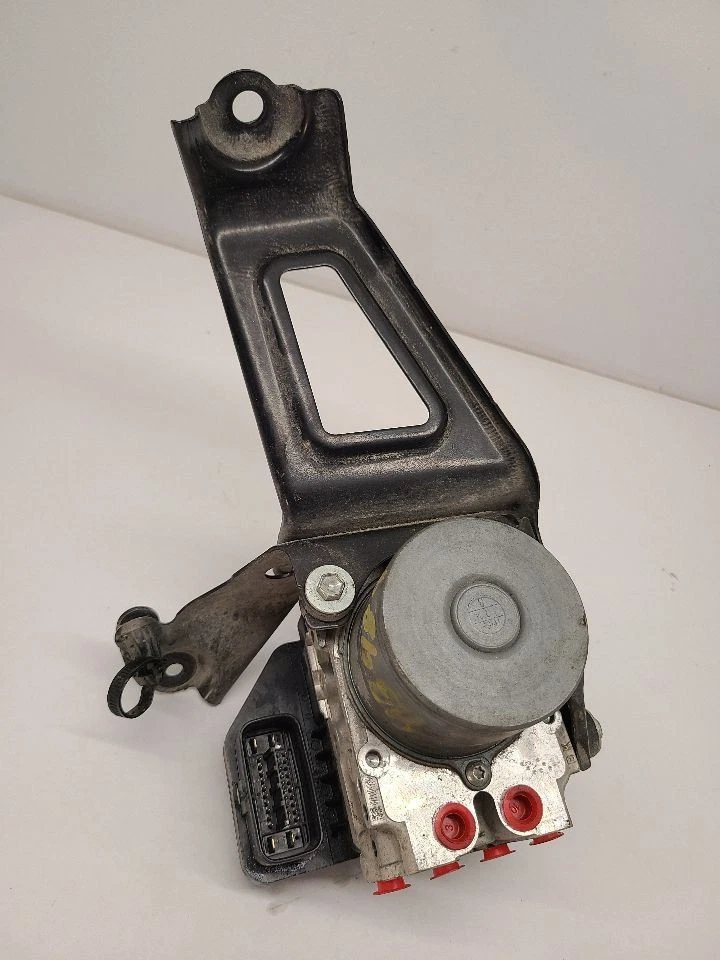 Toyota Sienna 2017 pieza de freno antibloqueo actuador y conjunto de bomba tracción delantera  Foto 2 de 4