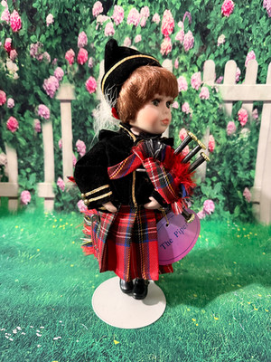 Adopt Me:  9  Vintage Scottish Piper Bisque Doll