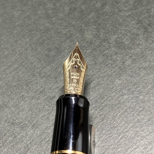 Pilot Custom 742 Füllfederhalter 14K Nr.10 FM Feder schwarz Goldrand Japan funktioniert - Bild 4 von 6