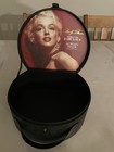 Marilyn Monroe’s Picture On A Forever Fabulous Professional Nail Polish  Case — photo 8