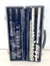 Yamaha YFL285S Open Hole Flute for with Case,...