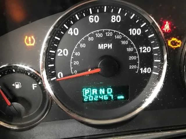 Cuadro de instrumentos velocímetro 05172317AC compatible con 07 Jeep Commander Y21-176176 Foto 2 de 4